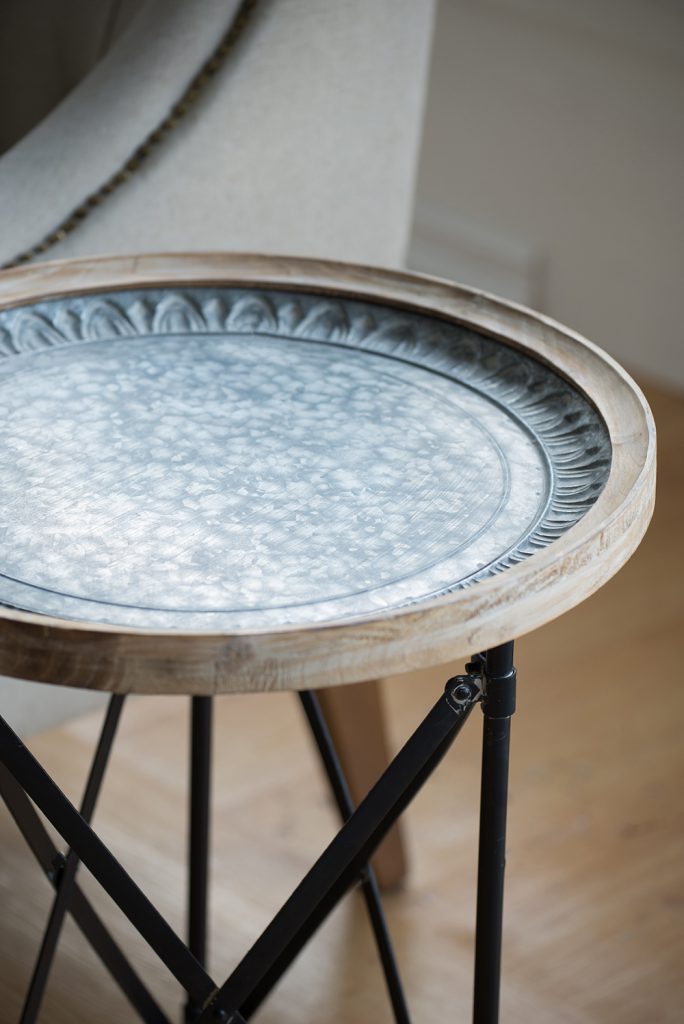 A&B Home 19" x 24" Bundle of 20 Round Wooden Tabletop With Black Metal Frame Side Table