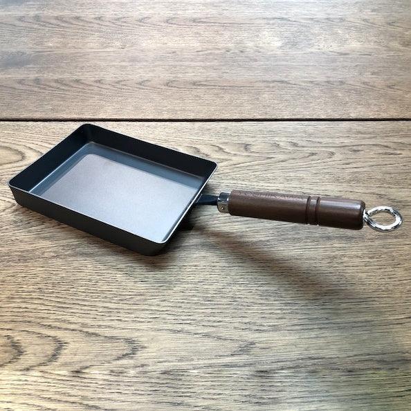 Ginkgo International Yoshikawa Classic Black Carbon Steel Medium Egg Pan