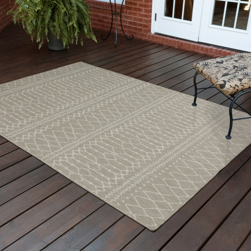 HomeRoots 10' x 13' Gray and Ivory Geometric Indoor Outdoor Area Rug