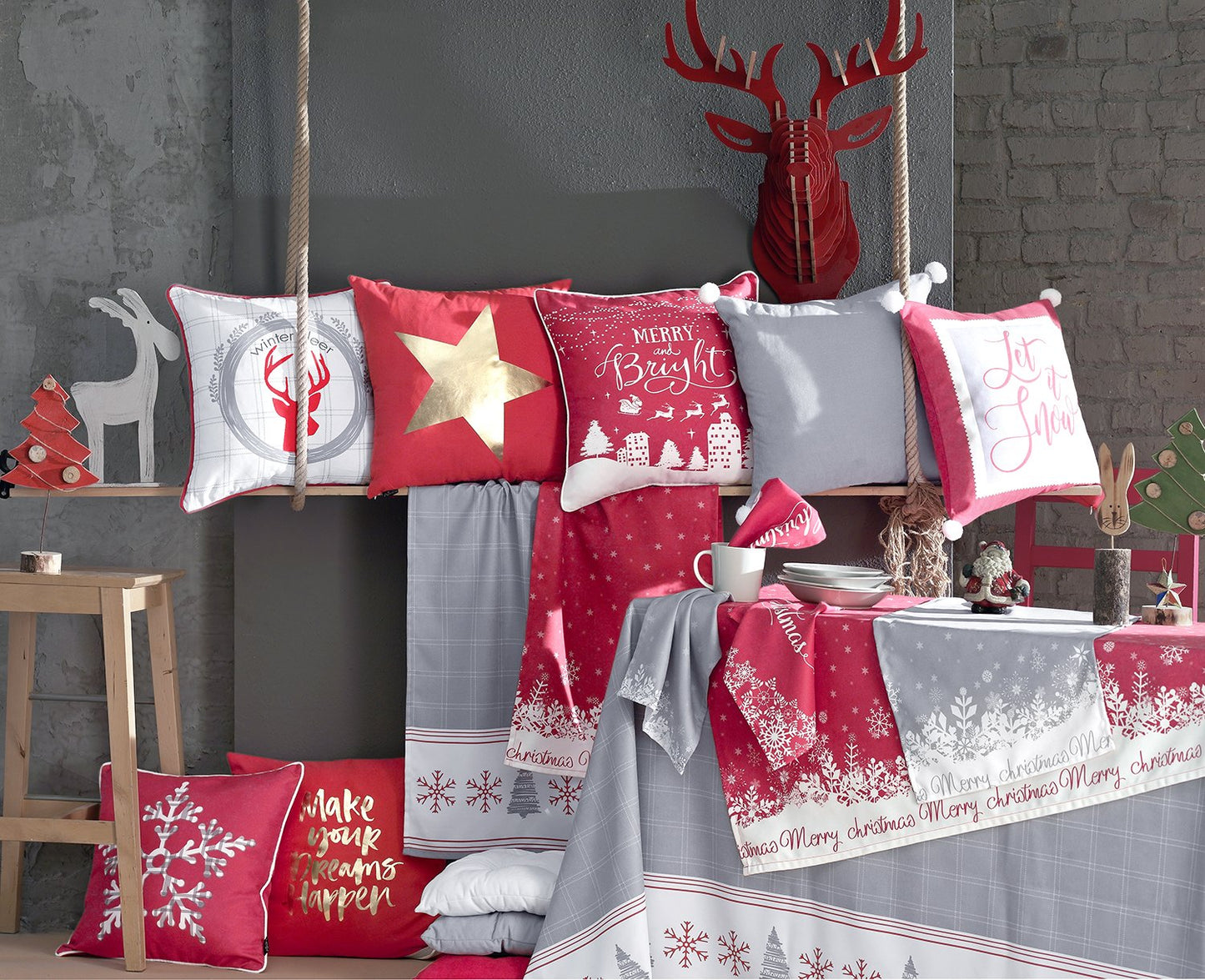 HomeRoots 104" Merry Christmas Printed Rectangle Tablecloth in Grey