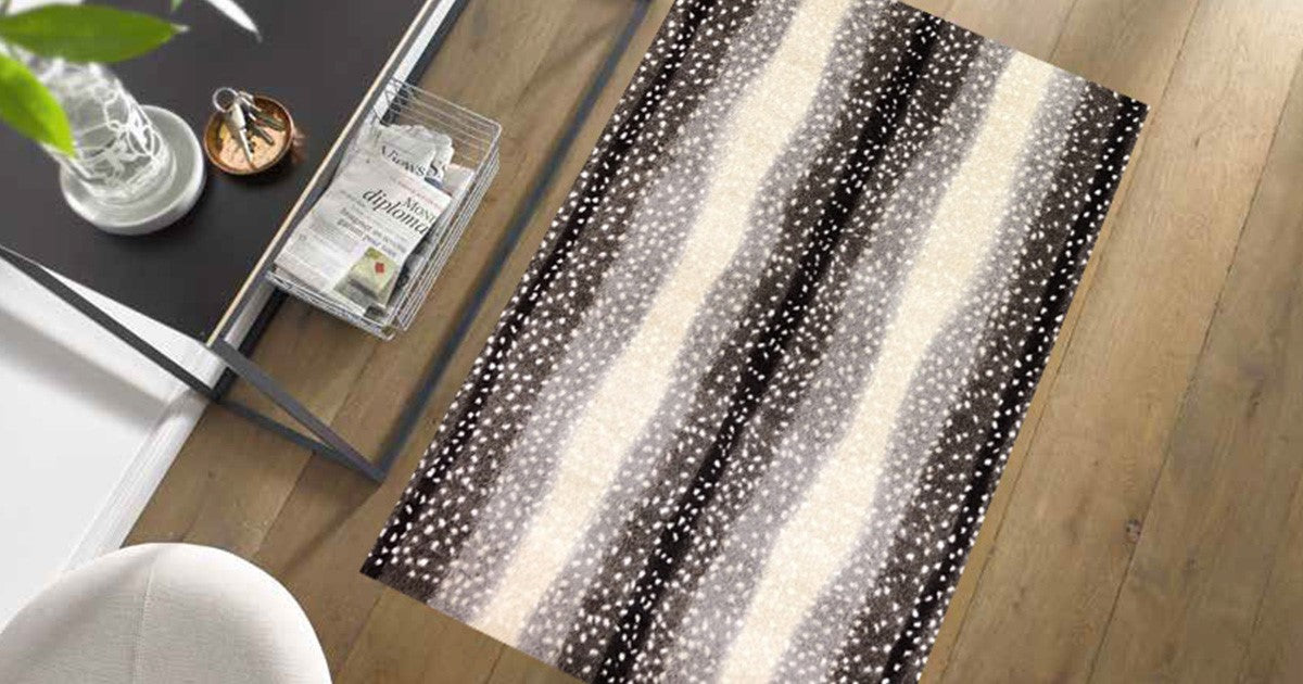 HomeRoots 2' x 3' Neutral Dot and Wave Washable Floor Mat