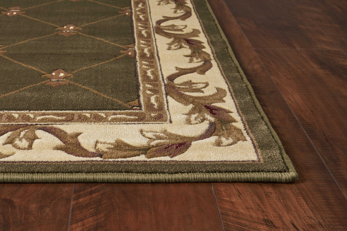 HomeRoots 2' x 3' Polypropylene Green Accent Rug