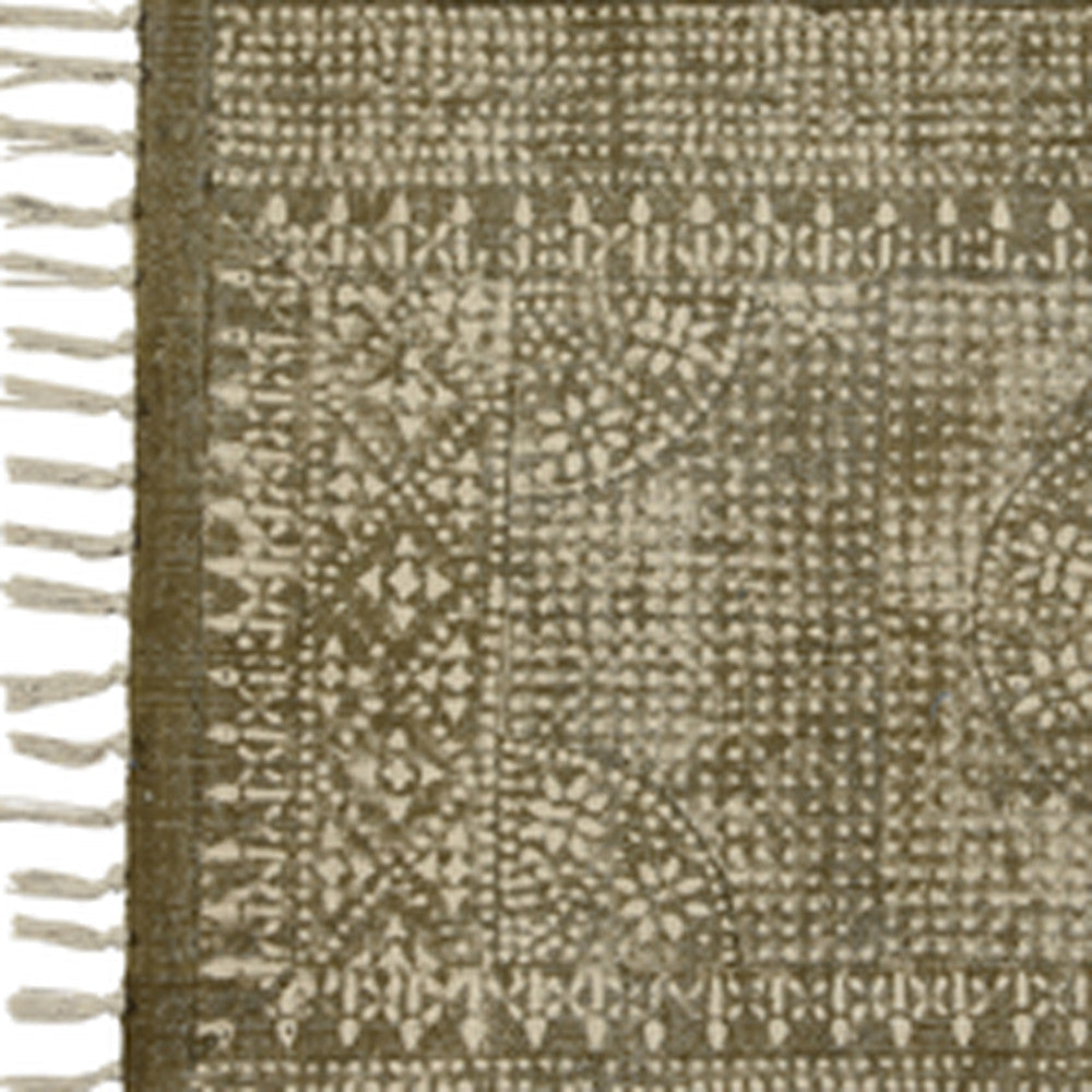HomeRoots 2' x 3' Putty Distressed Medallion Scatter Rug