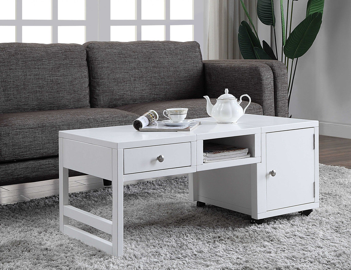 HomeRoots 20" x 40" x 18" Convertible Wood Veneer Coffee Table in White Finish