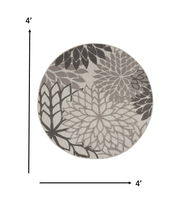 HomeRoots 4’ Round Silver and Gray Indoor Outdoor Area Rug
