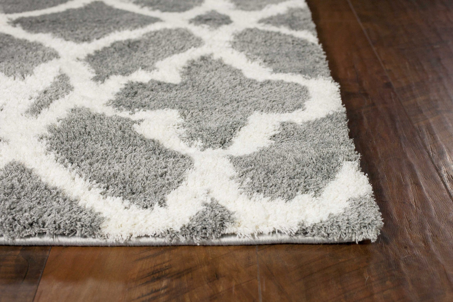 HomeRoots 8' x 11' Grey Ivory Machine Woven Ogee Indoor Shag Area Rug