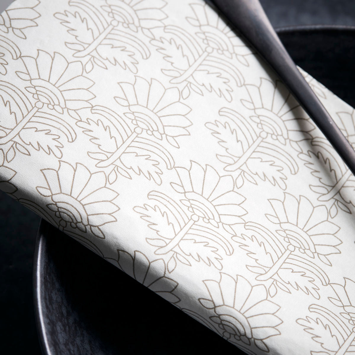 House Doctor Baroque Napkins in Greyish Brown Finish
