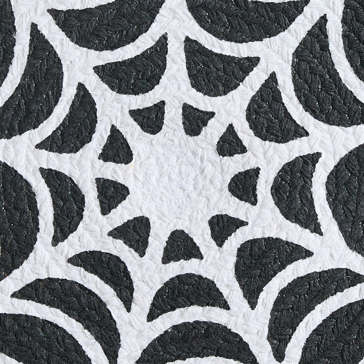 Park Designs Spider Web Round Placemat - Set of 12