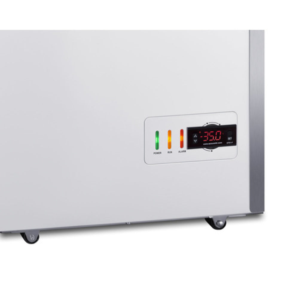 Summit Appliance 65" 17 cu.ft. White Finish Chest Freezer, -35ºC Capable Operation