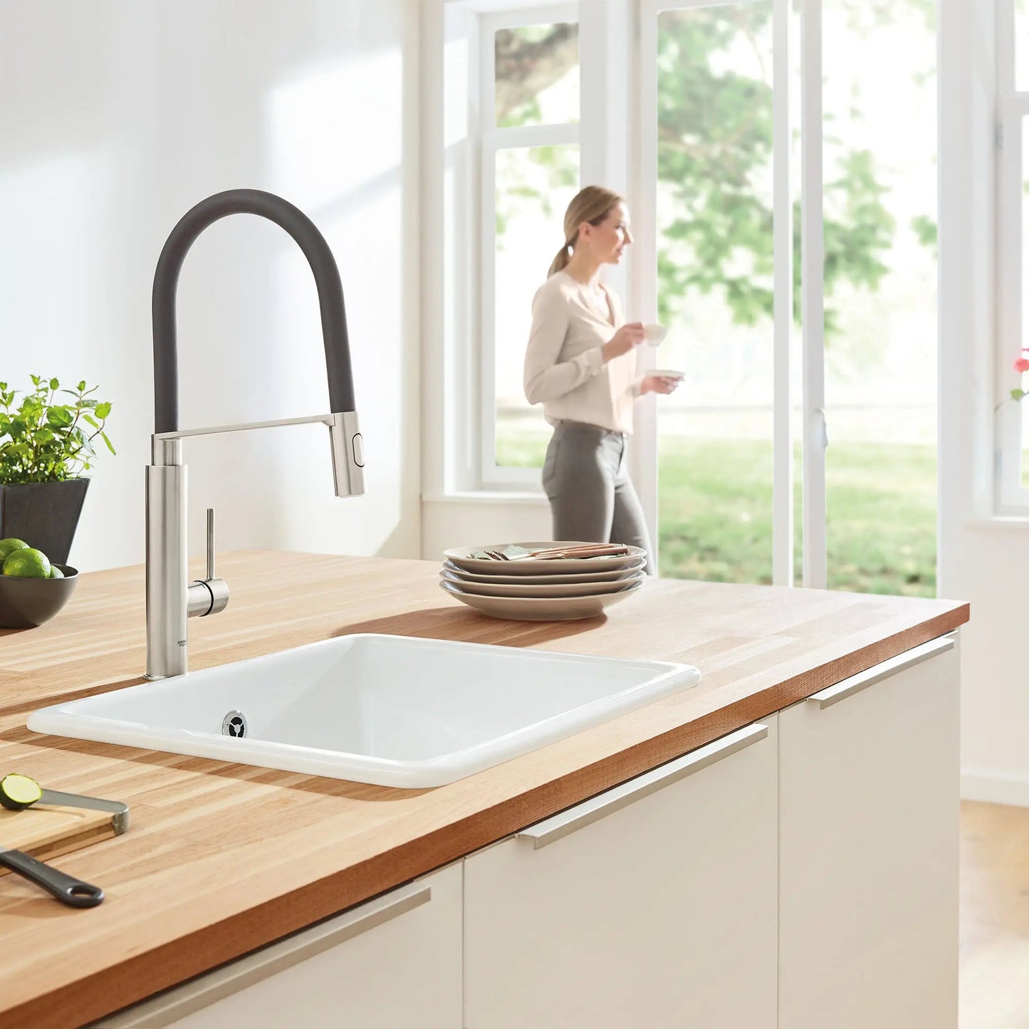 Grohe Concetto 1.75 GPM Semi-Pro Dual Spray Single-Handle SuperSteel Infinity Kitchen Faucet
