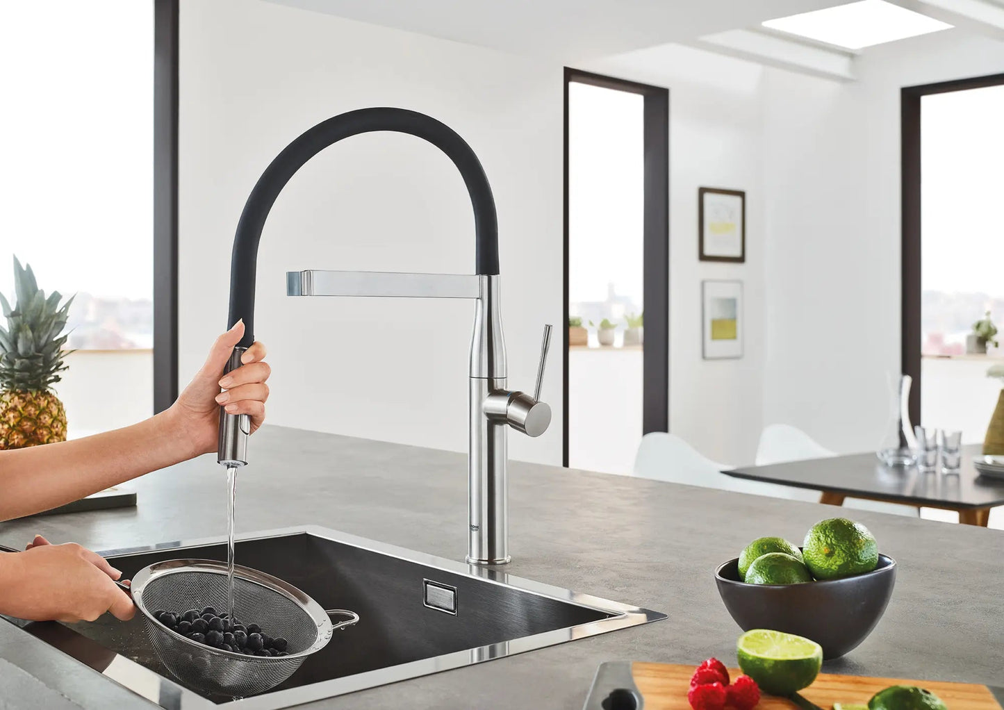 Grohe Essence 1.75 GPM Semi-Pro Dual Spray Single-Handle StarLight Chrome Kitchen Faucet