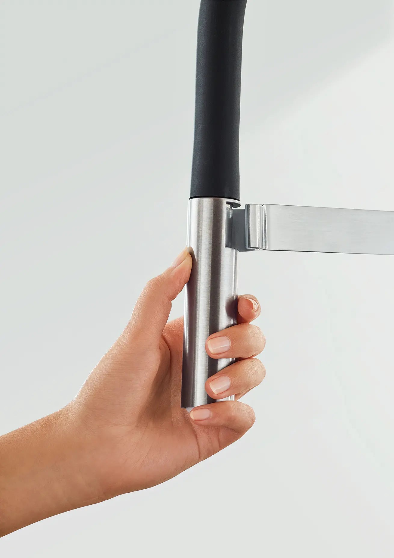 Grohe Essence 1.75 GPM Semi-Pro Dual Spray Single-Handle StarLight Chrome Kitchen Faucet