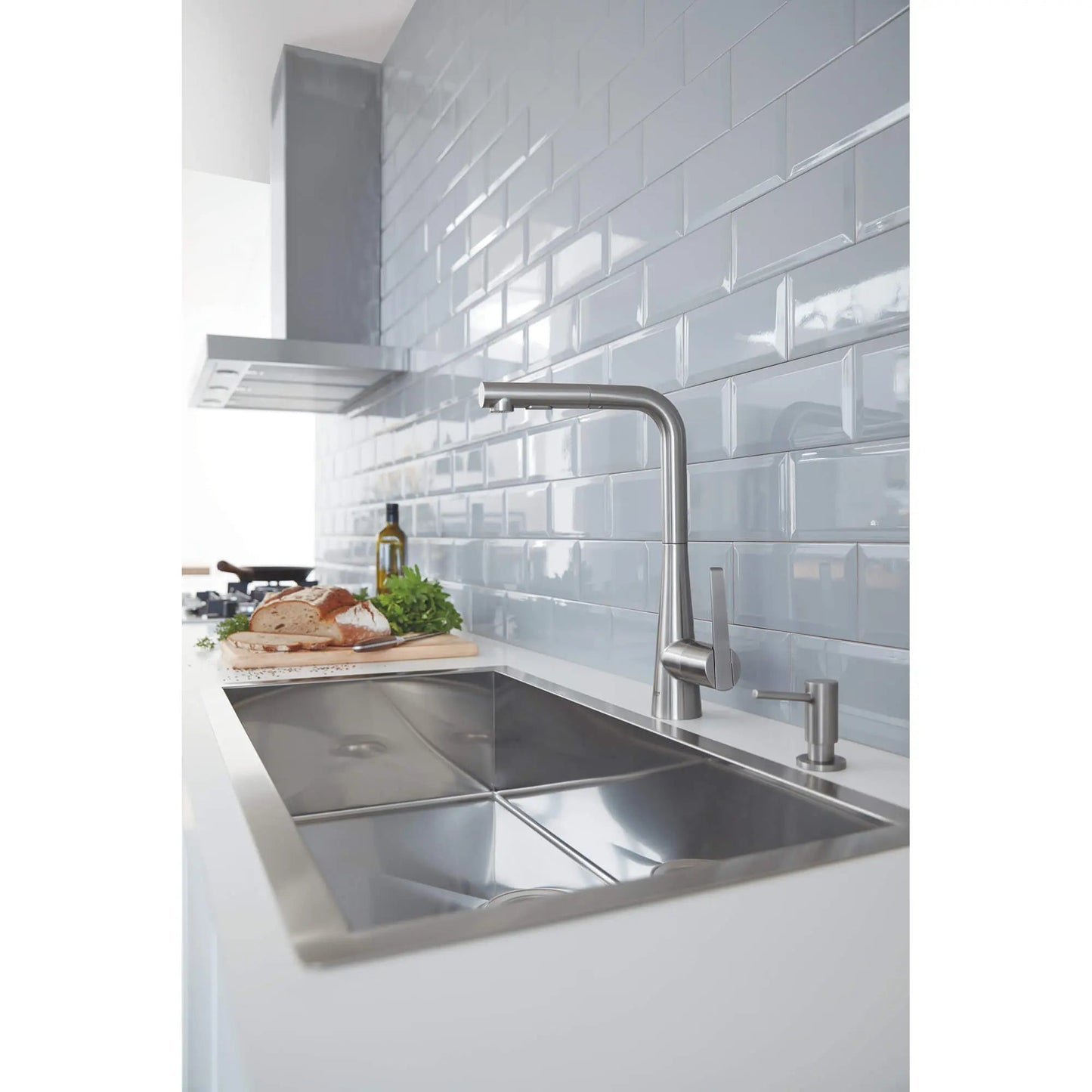 Grohe Universal Brass Head and Flange SuperSteel Infinity Cosmopolitan Soap Dispenser
