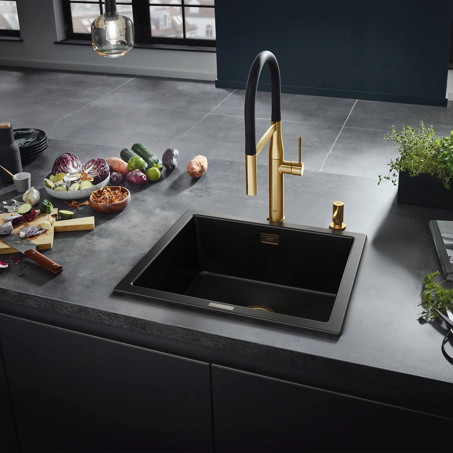 Grohe Essence 1.75 GPM Semi-Pro Dual Spray Single-Brushed Cool Sunrise Graphite Kitchen Faucet
