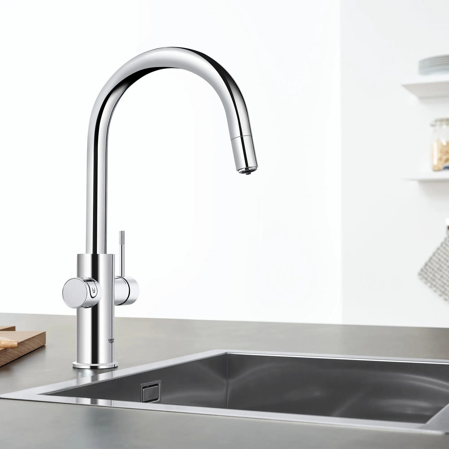 Grohe Blue 1.75 GPM Single Spray Single-Handle StarLight Chrome Pull Down Kitchen Faucet With Chilled and Sparkling Water