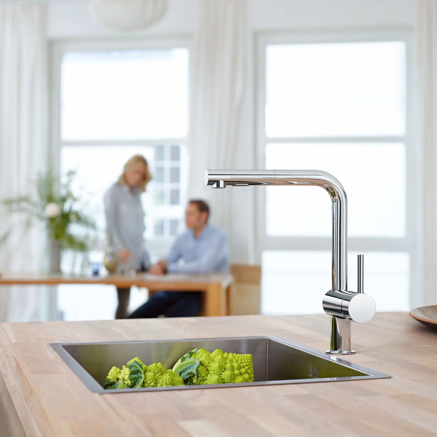 Grohe Minta® 1.75 GPM Single-Handle Dual Spray Pull-Down StarLight Chrome Kitchen Faucet
