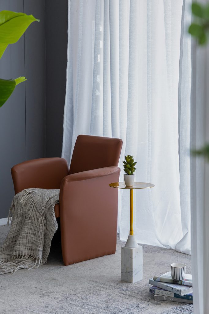 A&B Home 12" x 25" Bundle of 20 Round Gold Tabletop With White Marble Base End Table