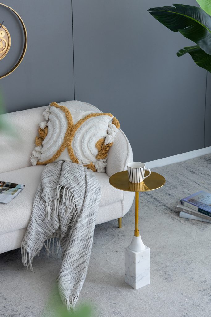 A&B Home 12" x 25" Bundle of 20 Round Gold Tabletop With White Marble Base End Table