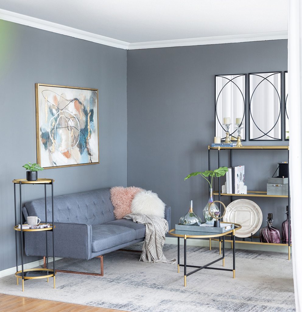 A&B Home 16" x 40" Bundle of 15 Round Gold Rim With Black Legs Three-Tier Shelving