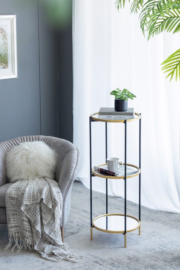 A&B Home 16" x 40" Bundle of 15 Round Gold Rim With Black Legs Three-Tier Shelving