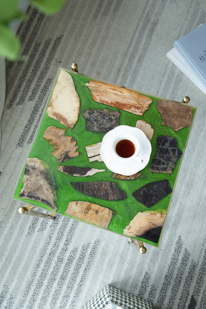 A&B Home 18" x 27" Bundle of 5 Gold Frame With Square-Shaped Green Resin Tabletop Side Table