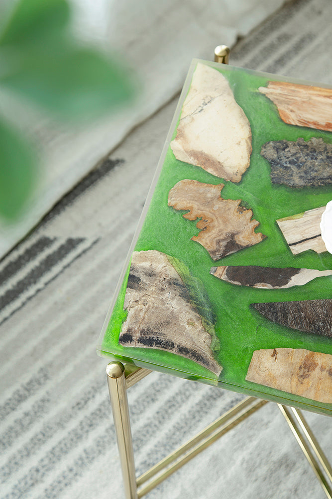 A&B Home 18" x 27" Bundle of 5 Gold Frame With Square-Shaped Green Resin Tabletop Side Table