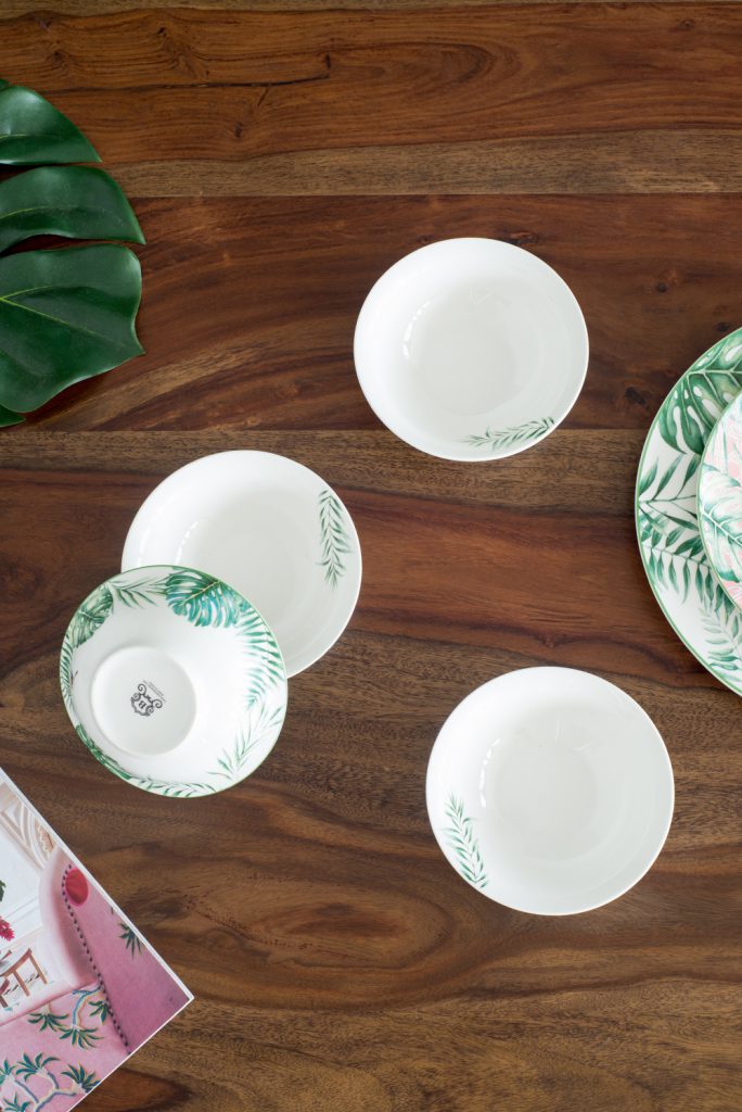 A&B Home 6" Bundle of 49 Set Of Four Round White and Green Botanical Print Cereal Bowls