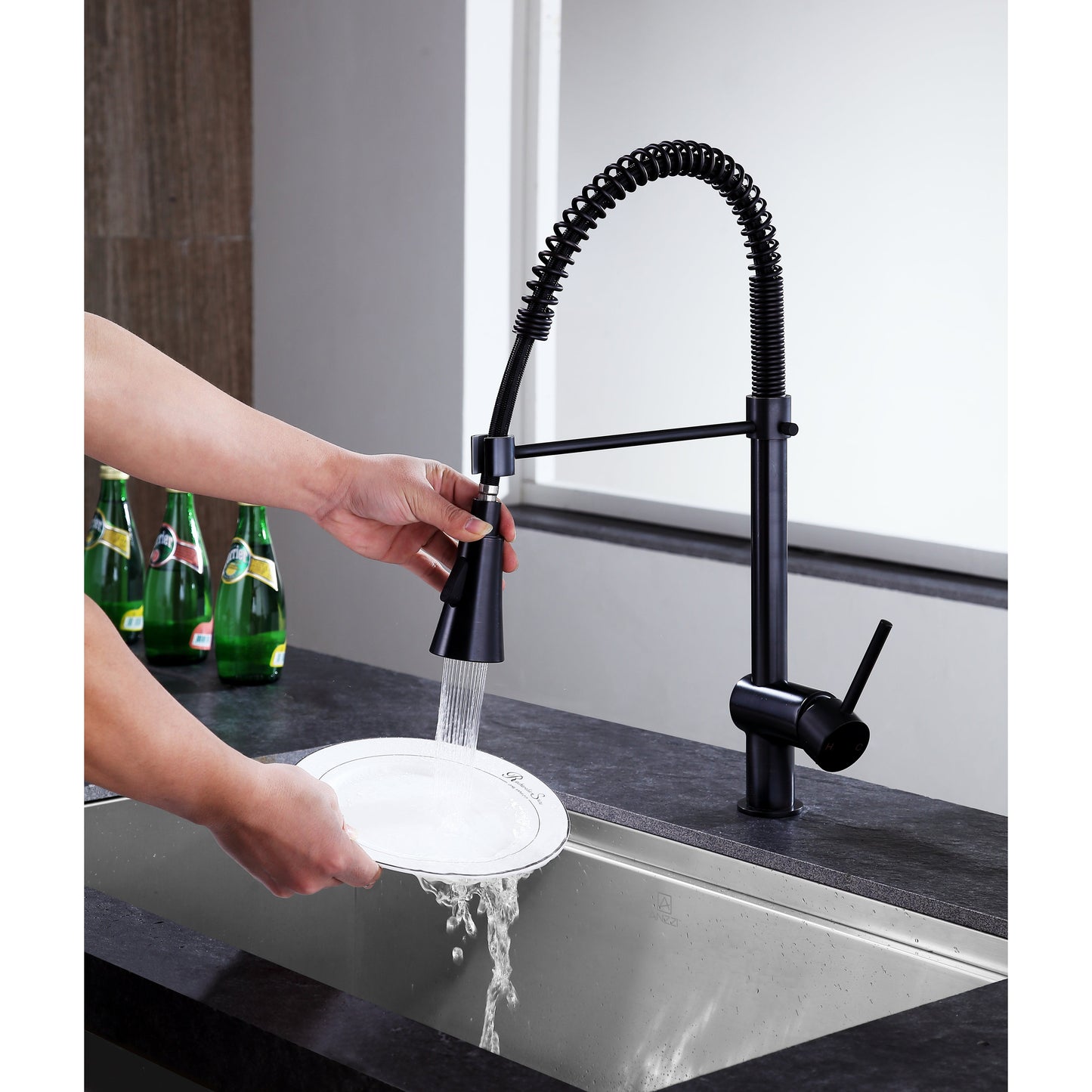ANZZI Carriage Series Single Hole Oil Rubbed Bronze Kitchen Faucet With Euro-Grip Pull Down Sprayer