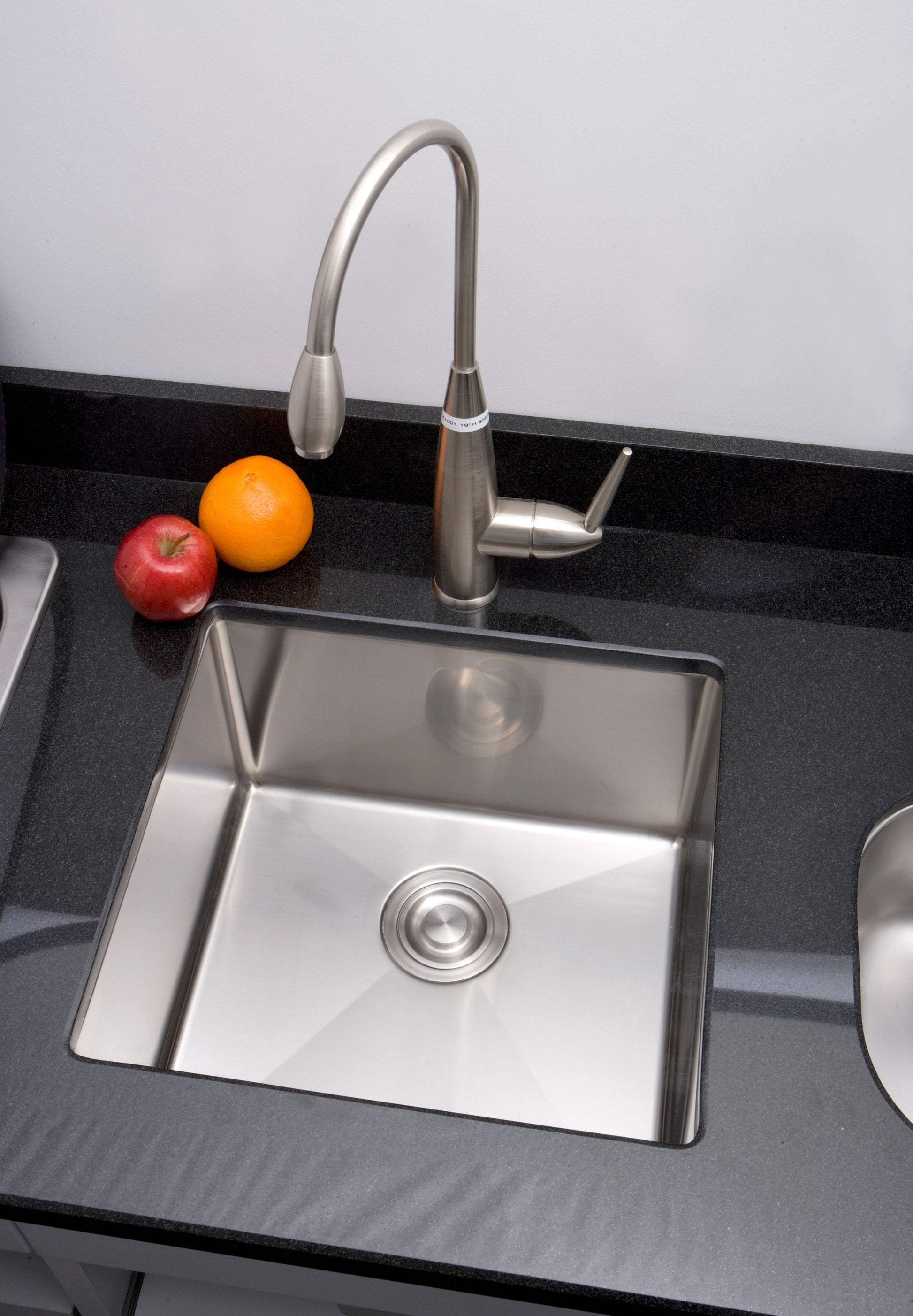 American Imaginations AI-27412 Square Stainless Steel Stainless Steel Kitchen Sink with Stainless Steel Finish