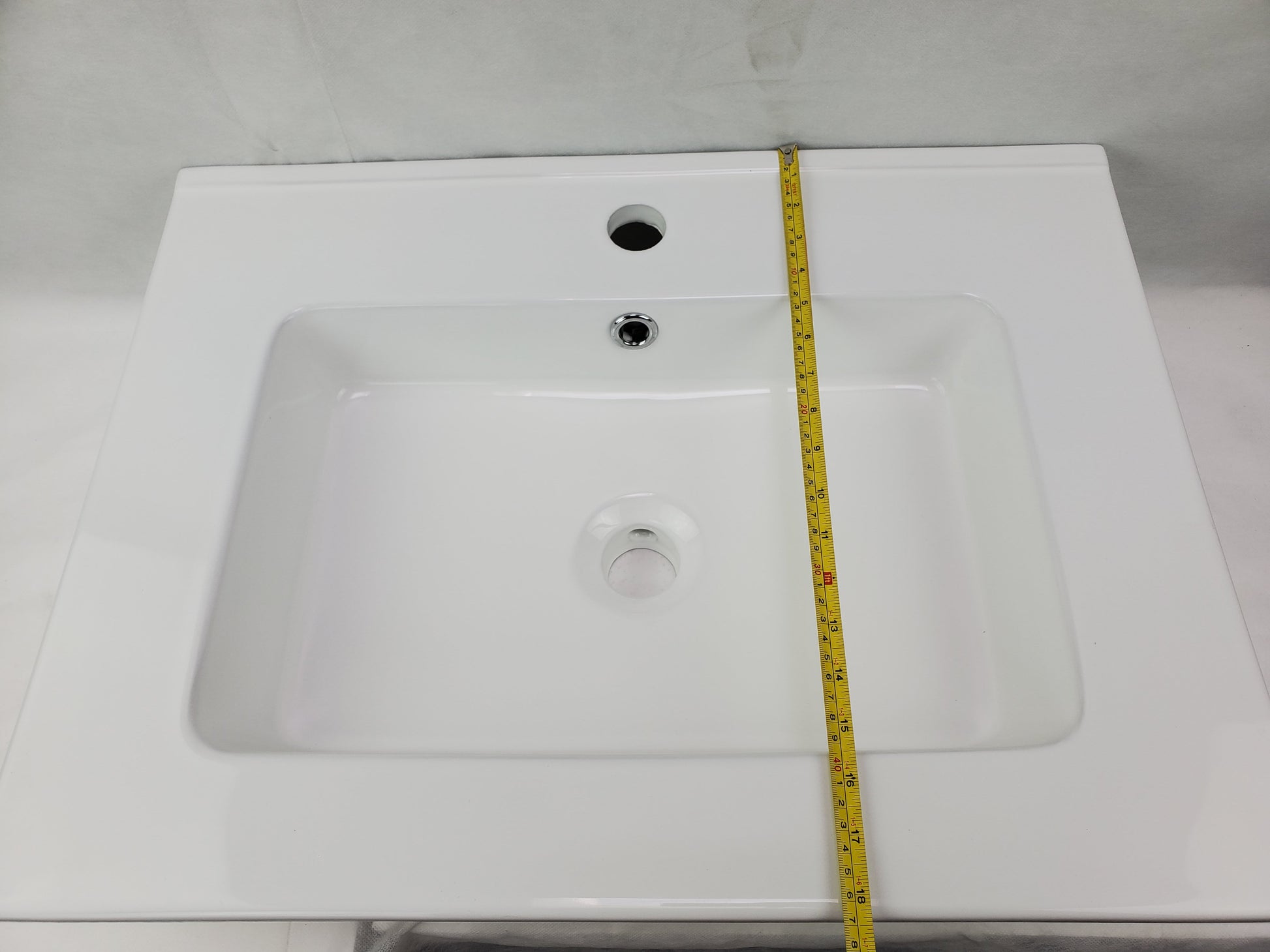 American Imaginations AI-29080 24" White Rectangular Drop In Transitional Ceramic Top