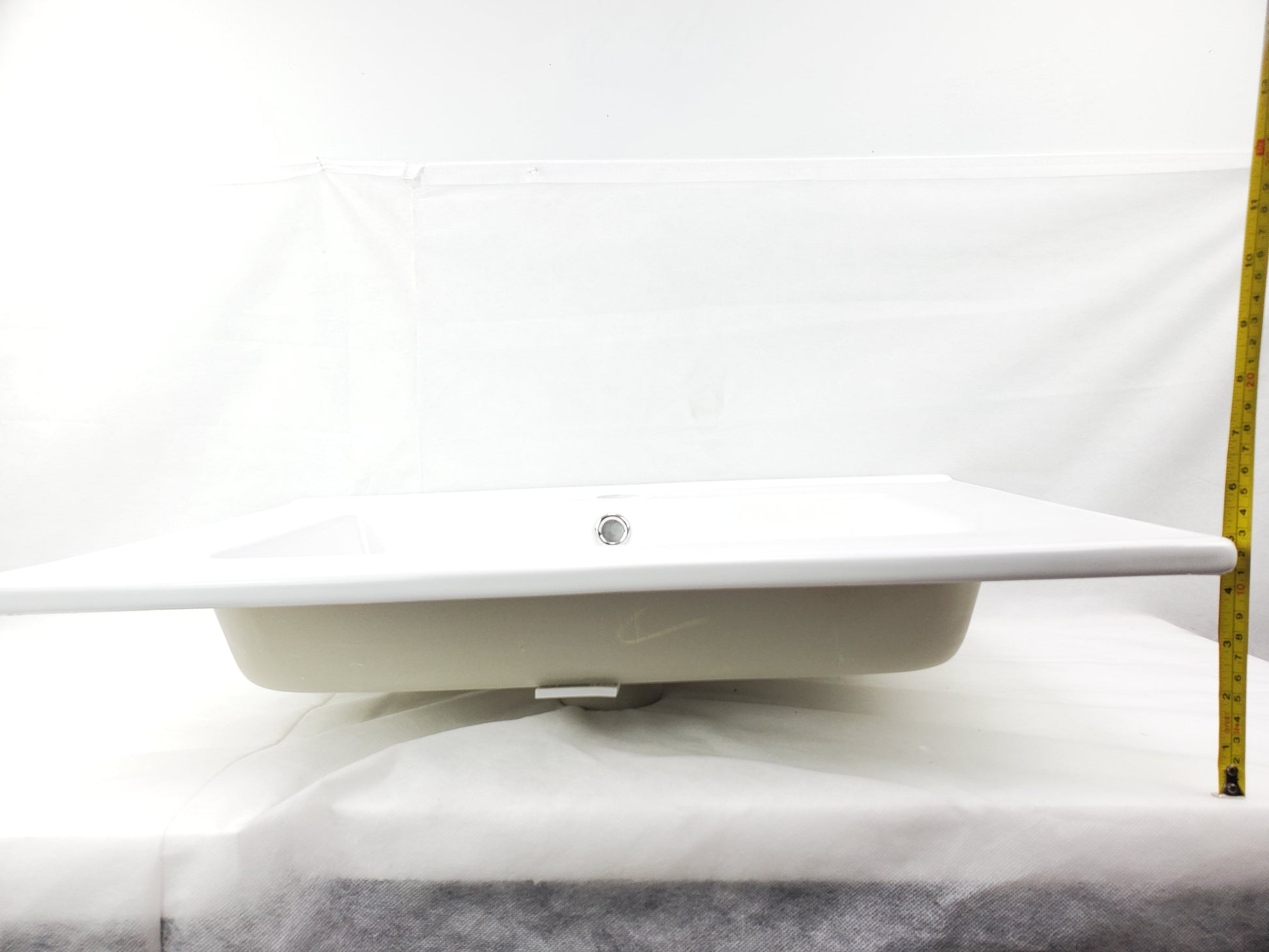 American Imaginations AI-29080 24" White Rectangular Drop In Transitional Ceramic Top
