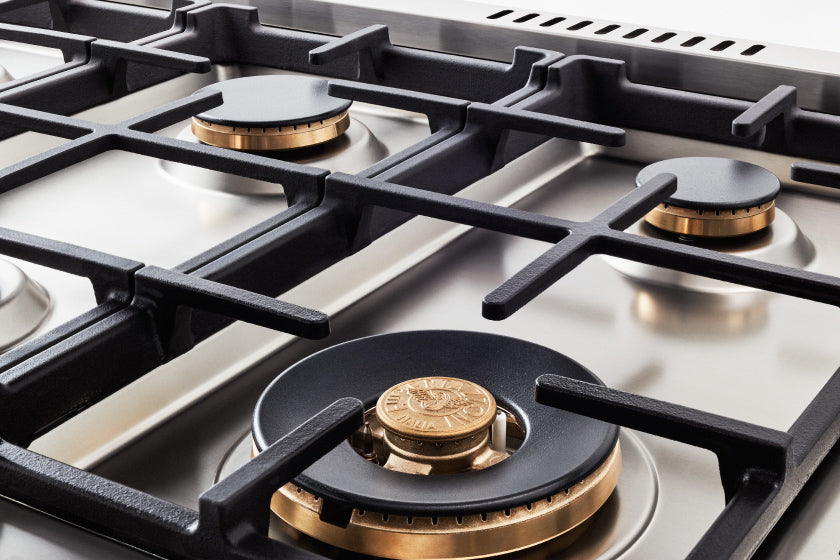 https://kitchenoasis.com/cdn/shop/files/Bertazzoni-Heritage-Series-48-6-Brass-Burners-Nero-Matt-All-Gas-Range-With-7_1-Cu_Ft_-Double-Oven-and-Electric-Griddle-2.jpg?v=1687831374&width=1445