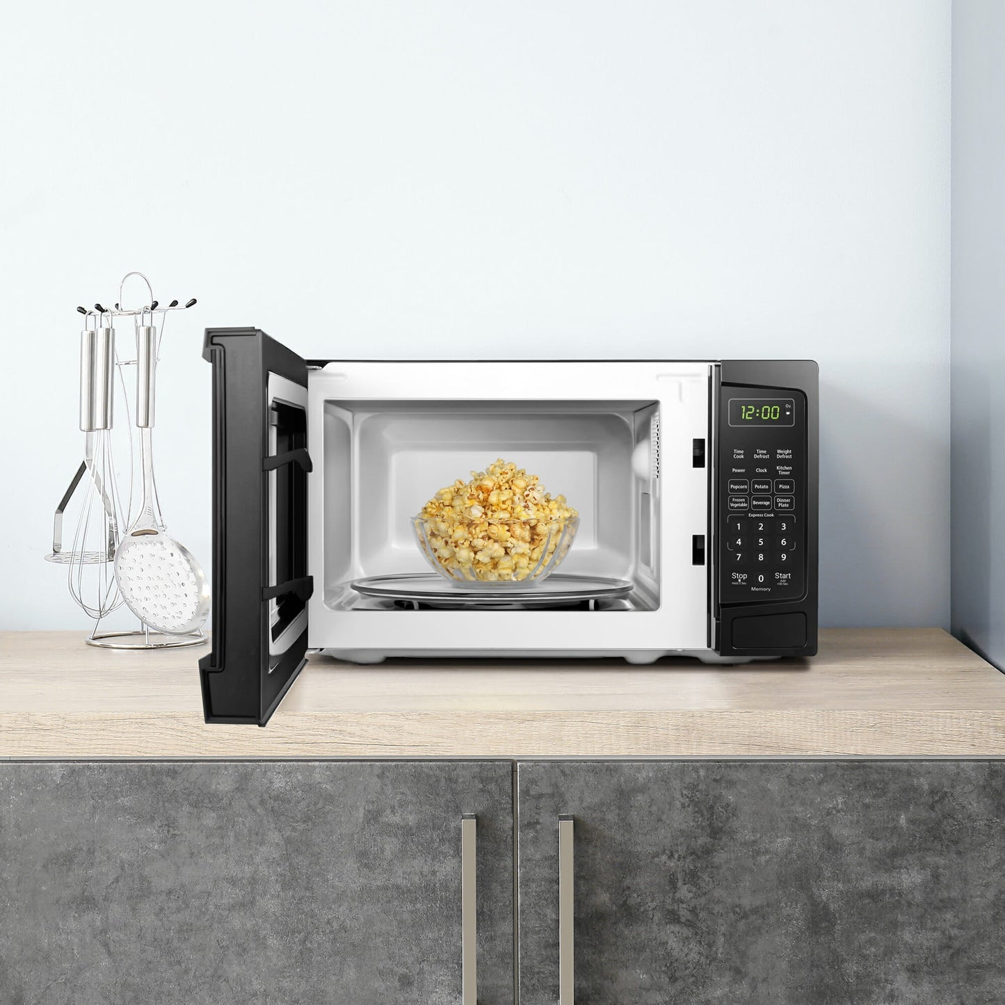 Danby 17" Black Countertop Microwave - DBMW0720BBB