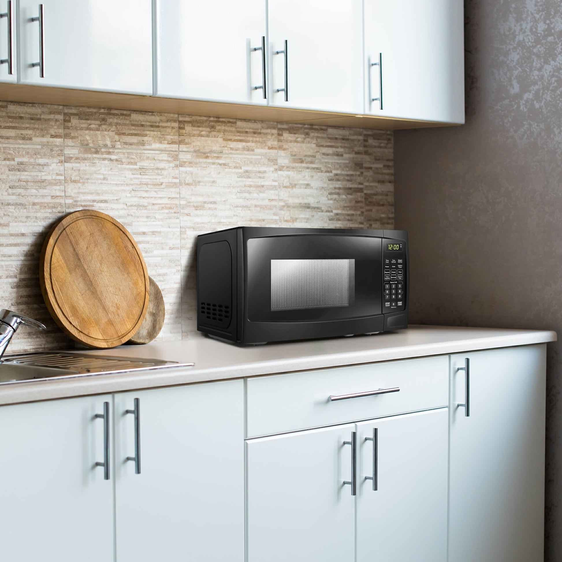 Danby 17" Black Countertop Microwave - DBMW0720BBB