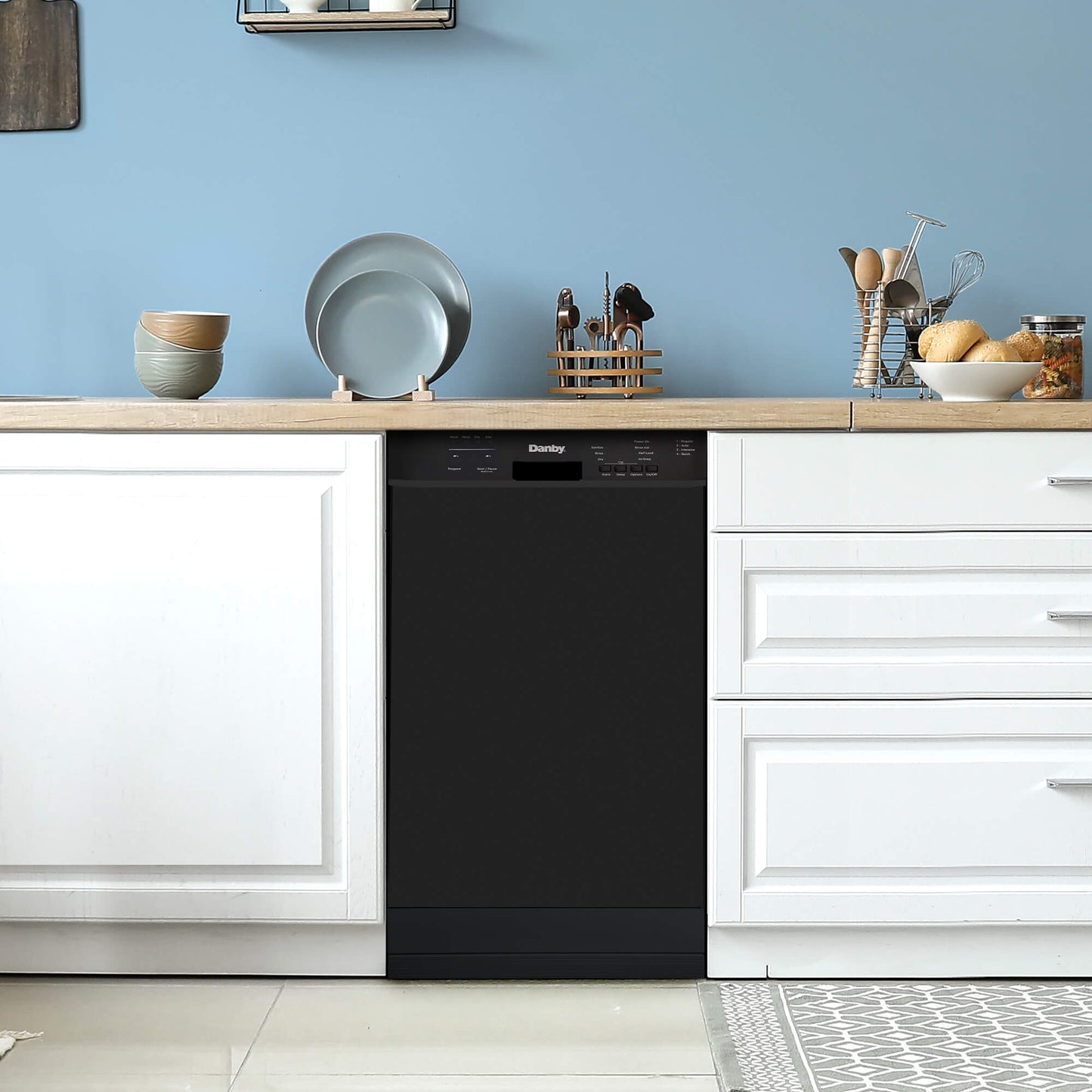 Danby 18" Black Built-in Dishwasher - DDW18D1EB