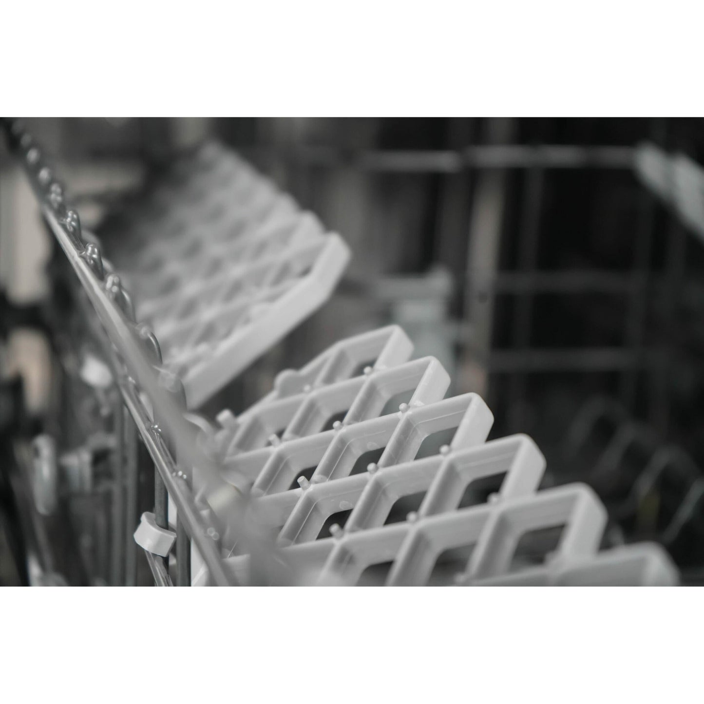 Danby 18" White Built-in Dishwasher - DDW18D1EW