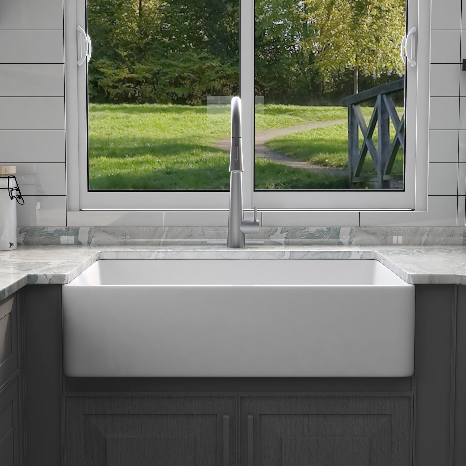 DeerValley Gleam 18" Stain Resistant Stainless Steel Pull Down Kitchen Faucet
