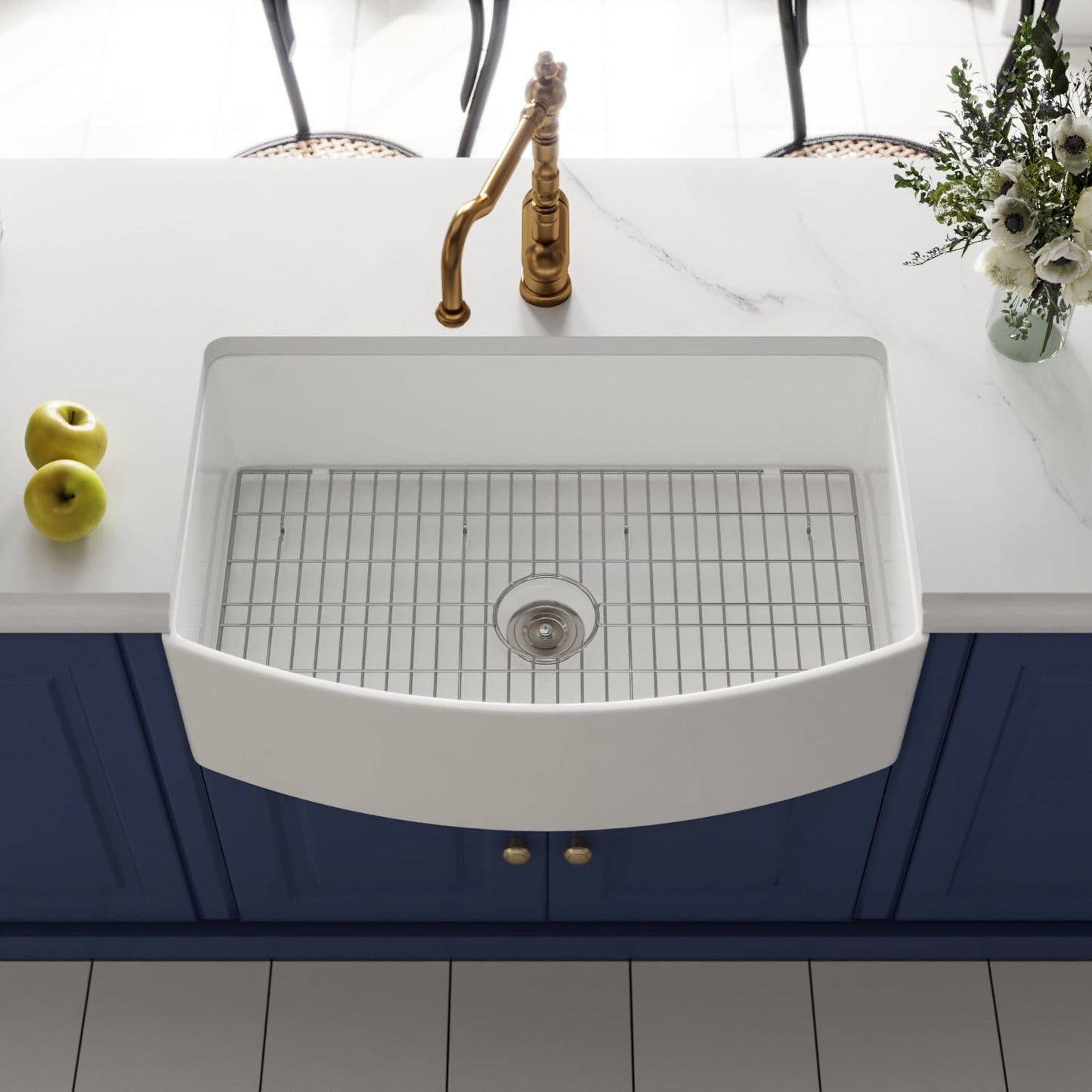 DeerValley Grove 32" Single Bowl Rectangular White Corrosion-Resistant Farmhouse Kitchen Sink With Basket Strainer Drain and Grid