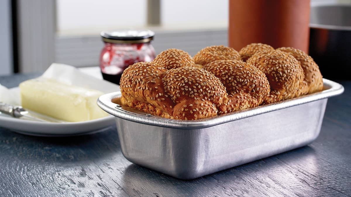 Doughmakers 8.5" x 4.5" Original Non-stick Pebble Pattern Loaf Pan - (19 Pieces)