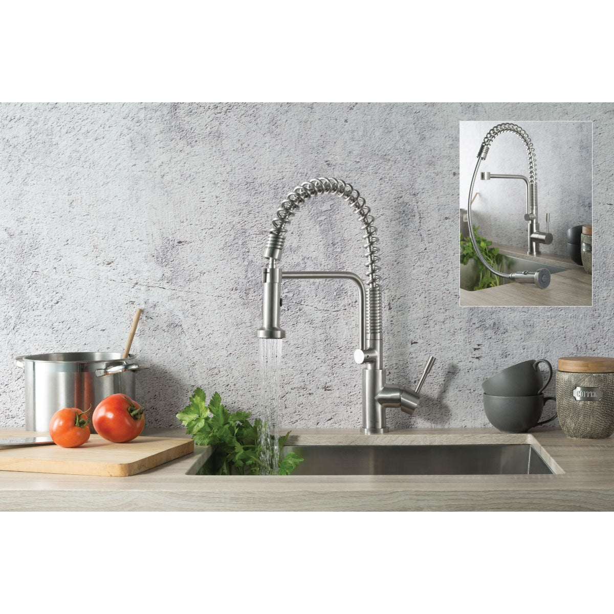 Flusso Faucets Klassiker Caso 19" Matte Black Semi-Professional Stainless Steel Pull-Down Kitchen Faucet With Dual Function Sprayer