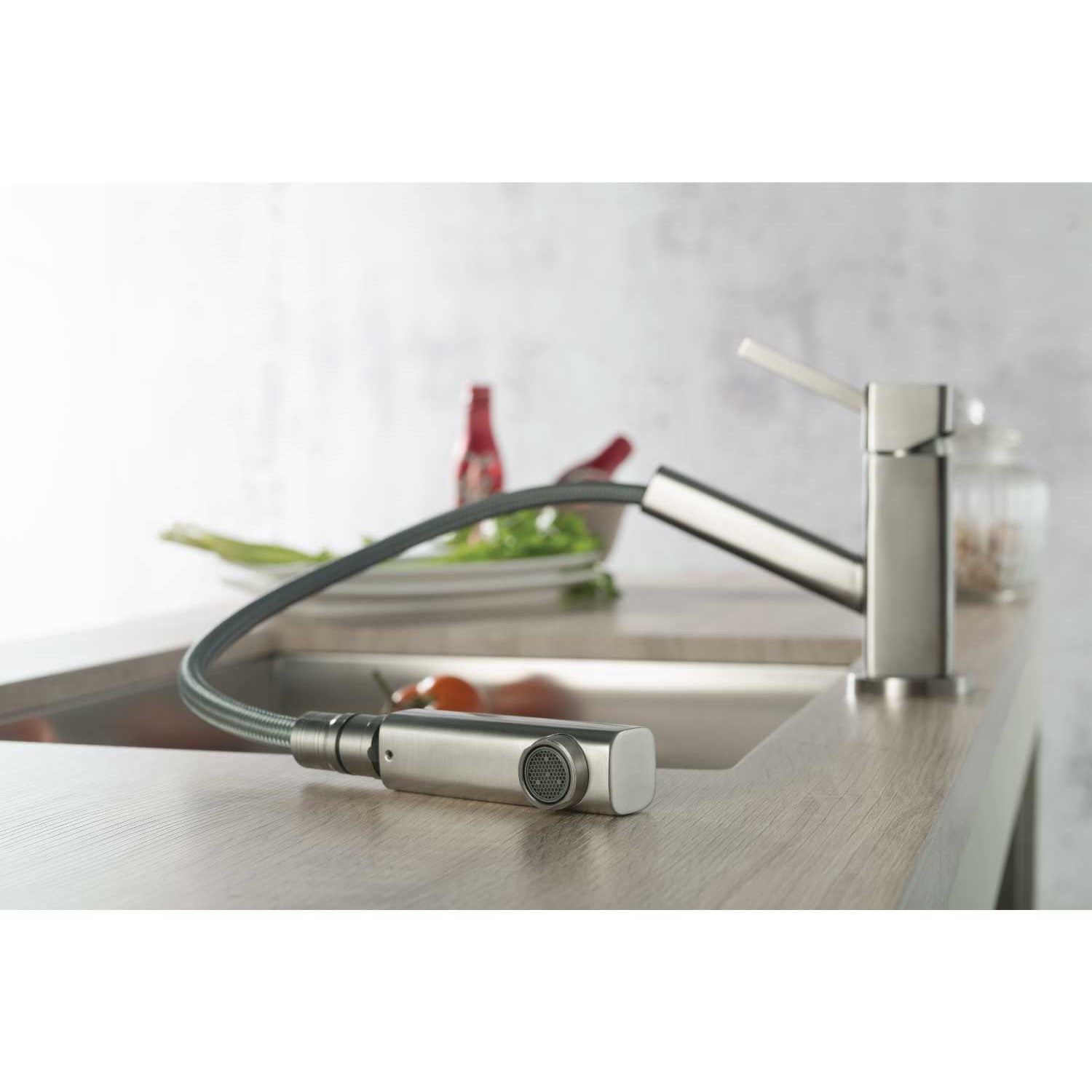 Flusso Faucets Klassiker Smallie 7" Single Hole Light Tan Stainless Steel Kitchen Faucet With Pull-Out Sprayer