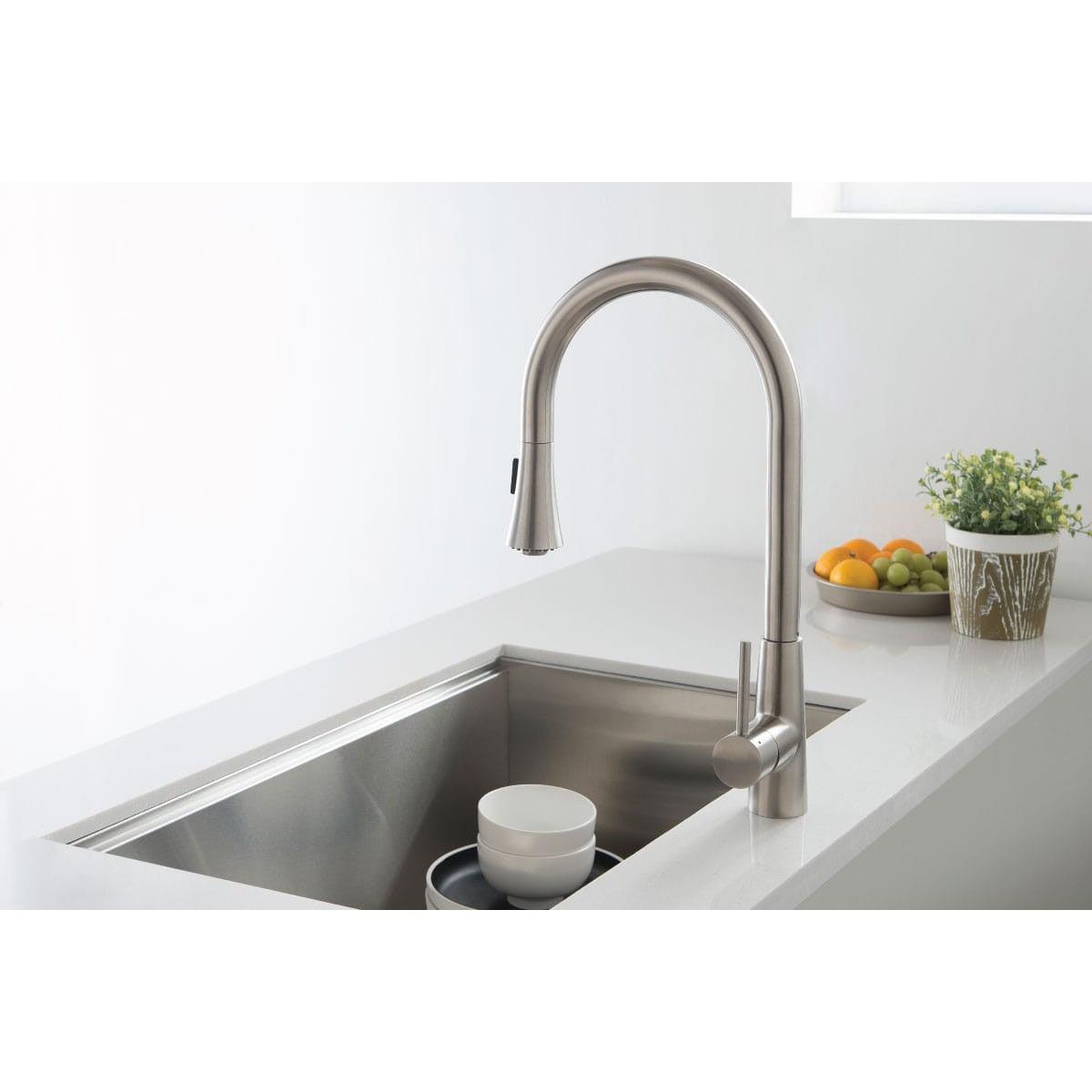 Flusso Faucets Klassiker Zest 18" Single Hole Matte Black Stainless Steel Pull-Down Kitchen Faucet With Dual Function Sprayer