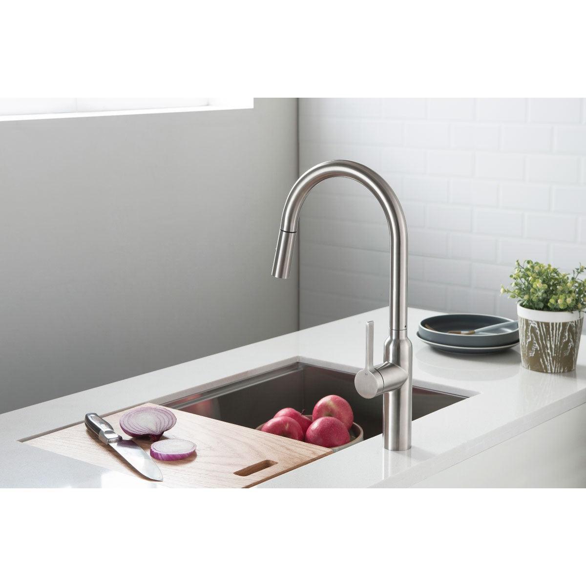 Flusso Faucets Klassiker Ziel 17" Single Hole Polished Steel Stainless Steel Pull-Down Kitchen Faucet With Dual Function Sprayer