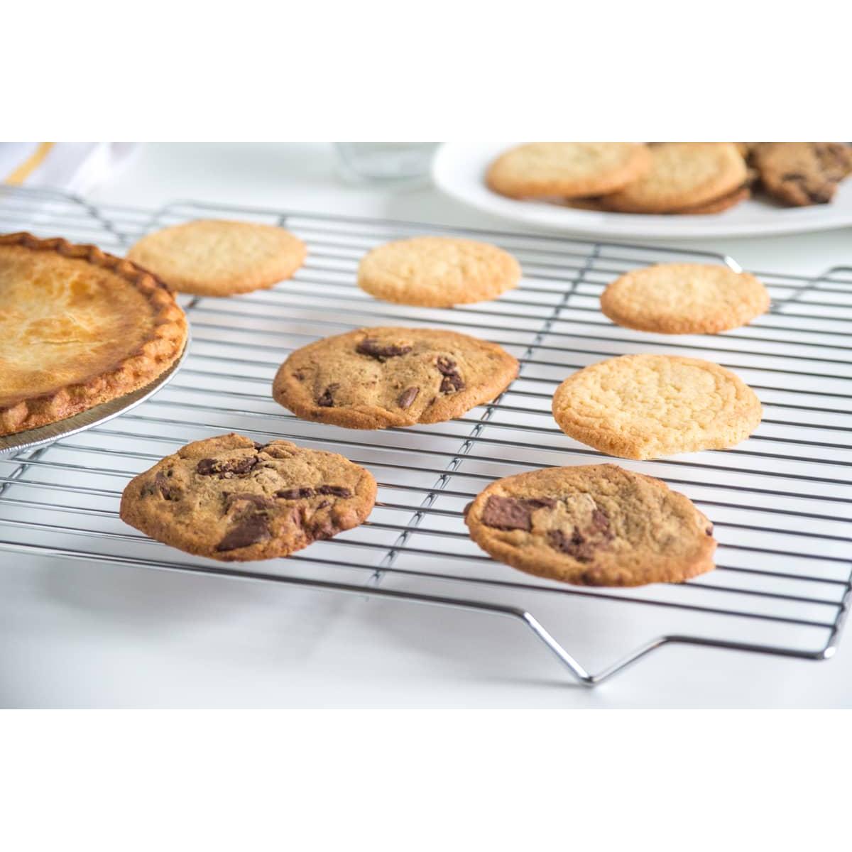 Fox Run 20" x 14" Chrome Cooling Rack - (29 Pieces)