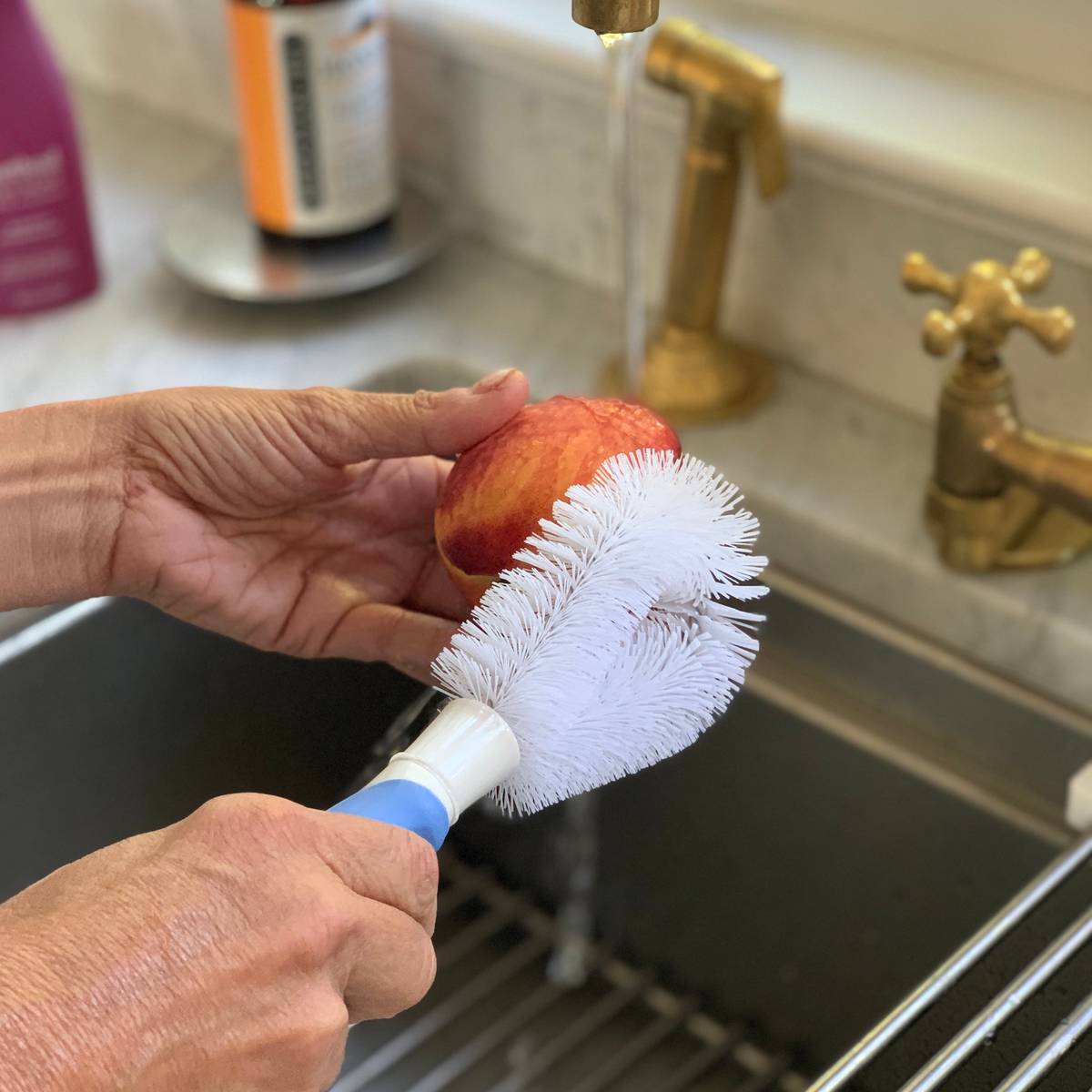 Fox Run Vegetable Cleaning Brush – Kitchen Oasis