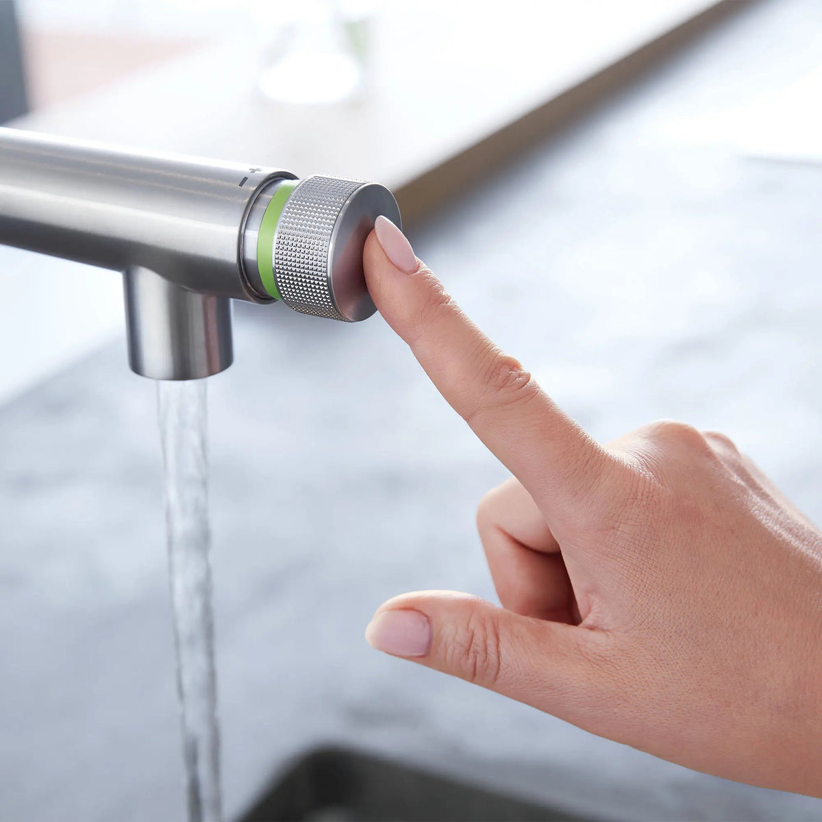 Grohe Essence 1.75 GPM SmartControl Single Spray SuperSteel Infinity Pull-Out Kitchen Faucet