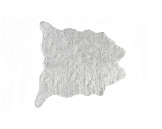 HomeRoots 0.8" x 90" x 63" Acrylic Plush Polyester Grey Rug