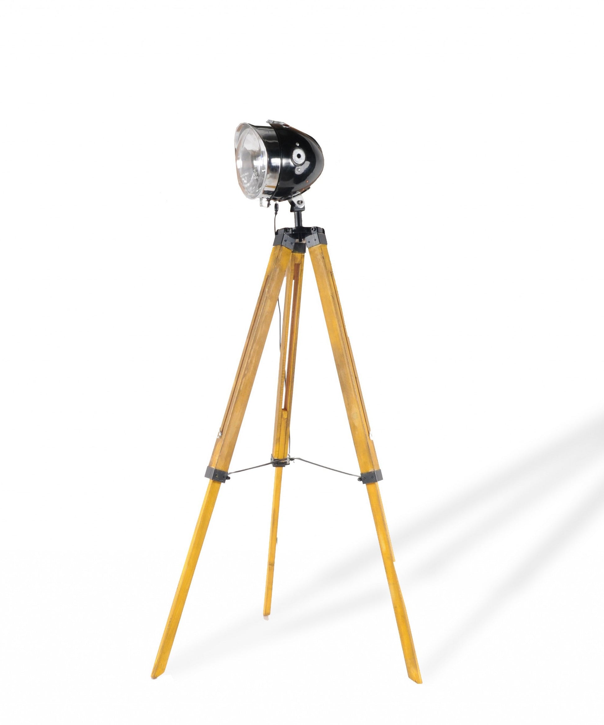 HomeRoots 10" x 10" x 35" Jawa Lamp with Tripod