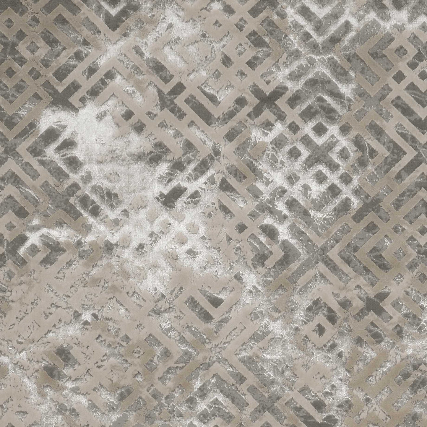 HomeRoots 10' x 13' Sand Silver Machine Woven Geometric Indoor Area Rug