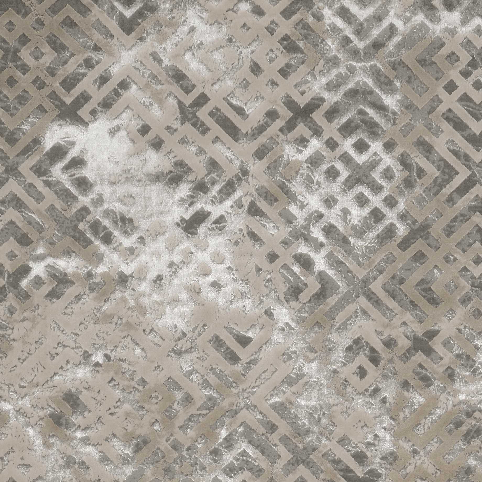 HomeRoots 10' x 13' Sand Silver Machine Woven Geometric Indoor Area Rug
